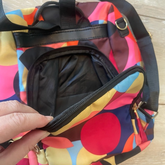 Poaba anti theft backpack - color block pattern  - hidden pockets - Picture 4 of 6